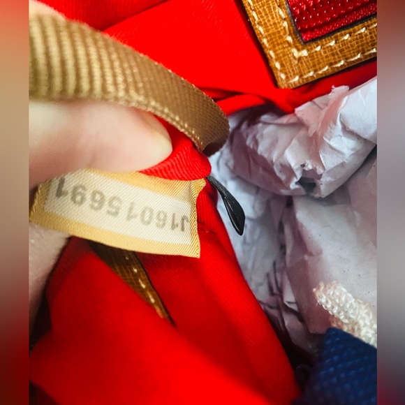 Dooney & Bourke saffiano hobo - Picture 9 of 11